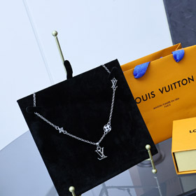 Louis Vuitton LV pendant letter flower necklace-3652